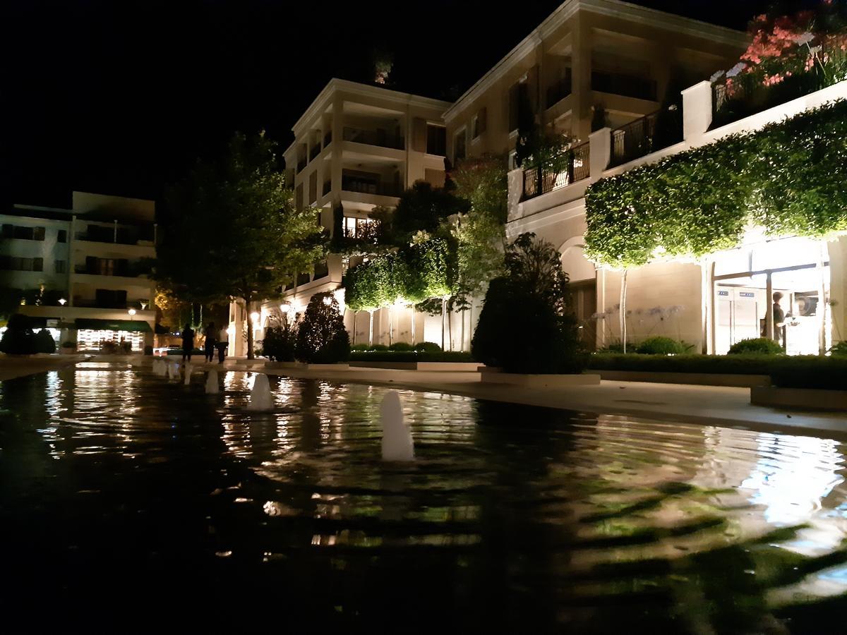 Apartments Ceca Tivat Exteriör bild